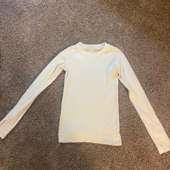 LULULEMON Rest Less Pullover Size 2 - Picture 3 of 6